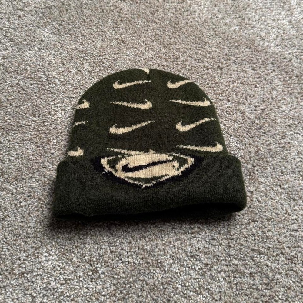 NIKE FOREST GREEN AOP BEANIE